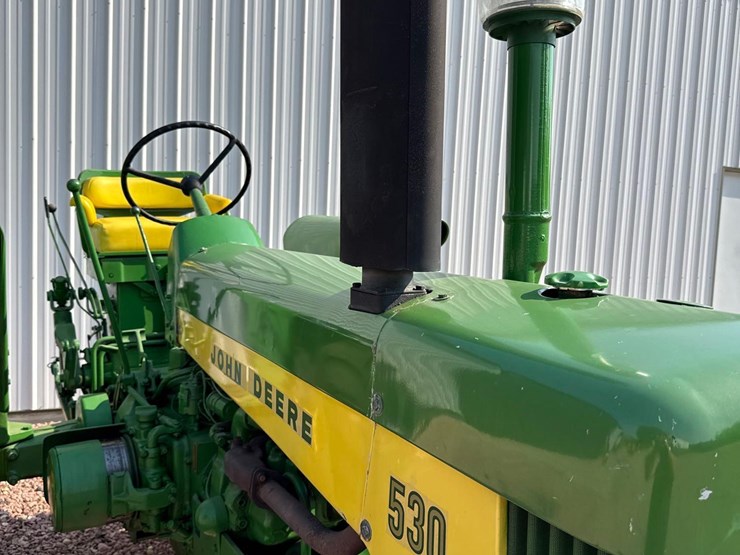 john-deere-530-image-24
