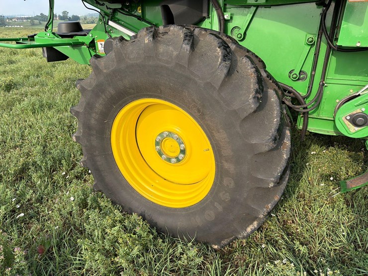 2013-john-deere-s660-image-19