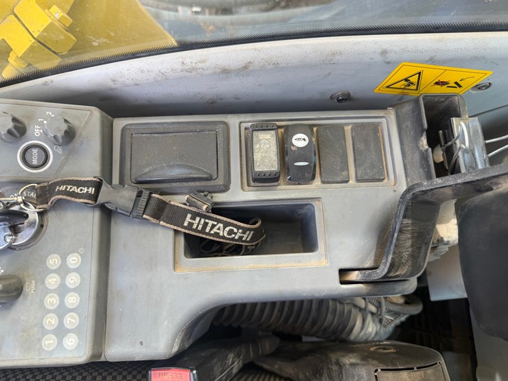 #1414-•-hitachi-zx870lch-excavator-image-58