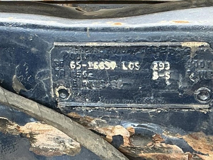 1965-chevrolet-impala-sdn-image-12