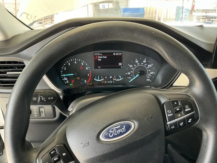 2022-ford-escape-image-16