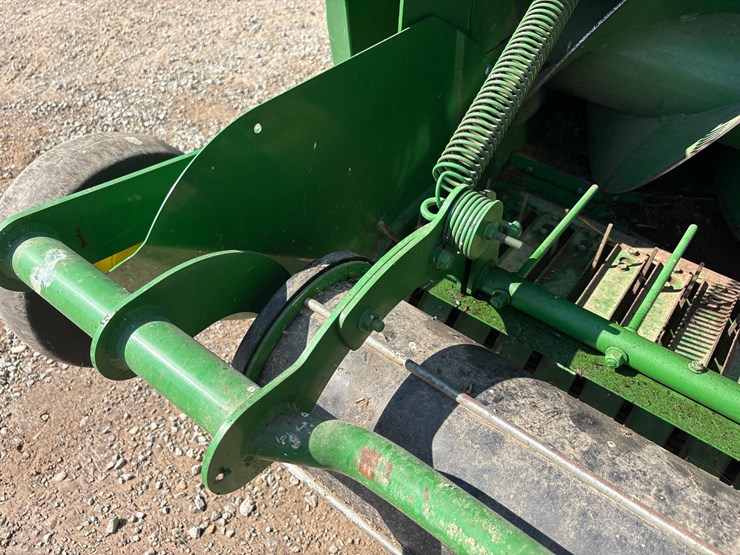 john-deere-450-image-23