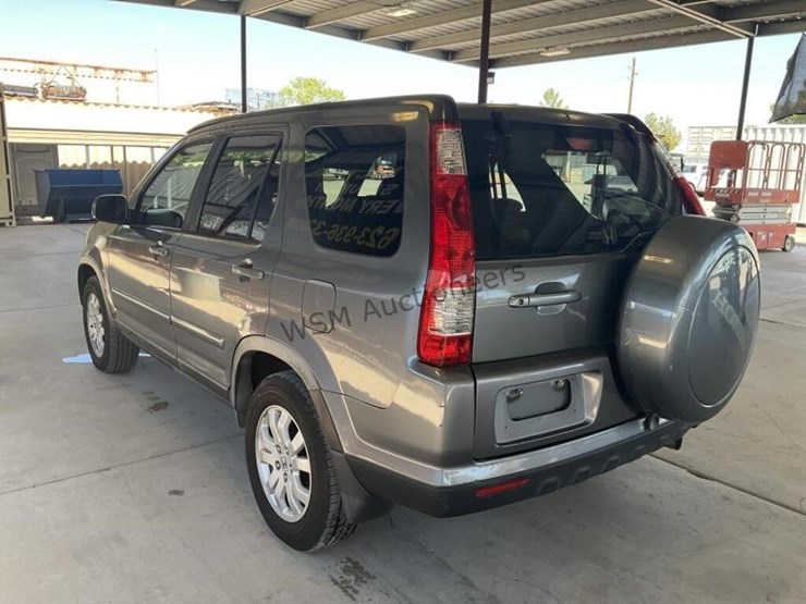 2005-honda-crv-image-5