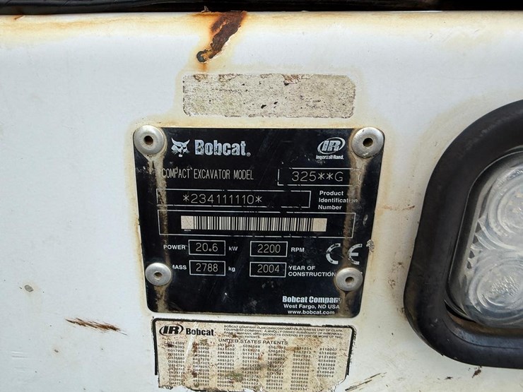 2004-bobcat-325g-image-25