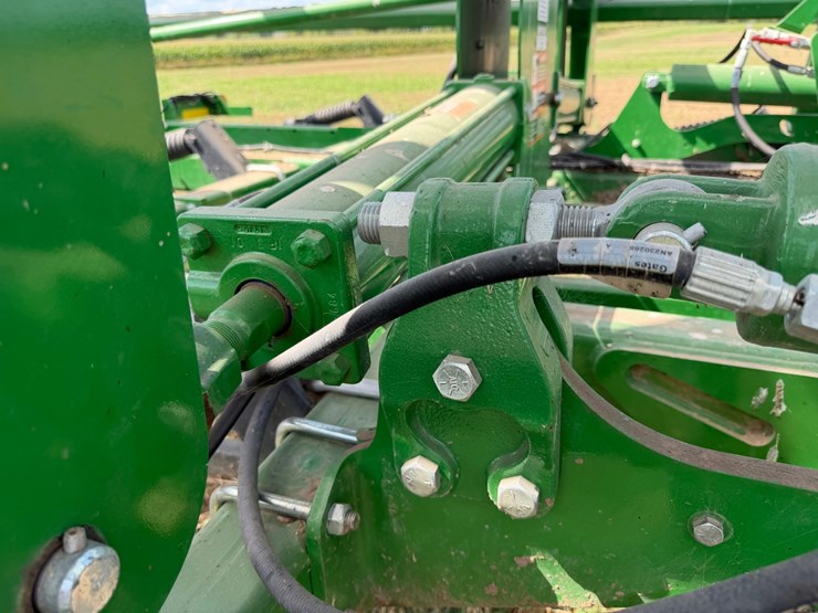 john-deere-2430-image-38