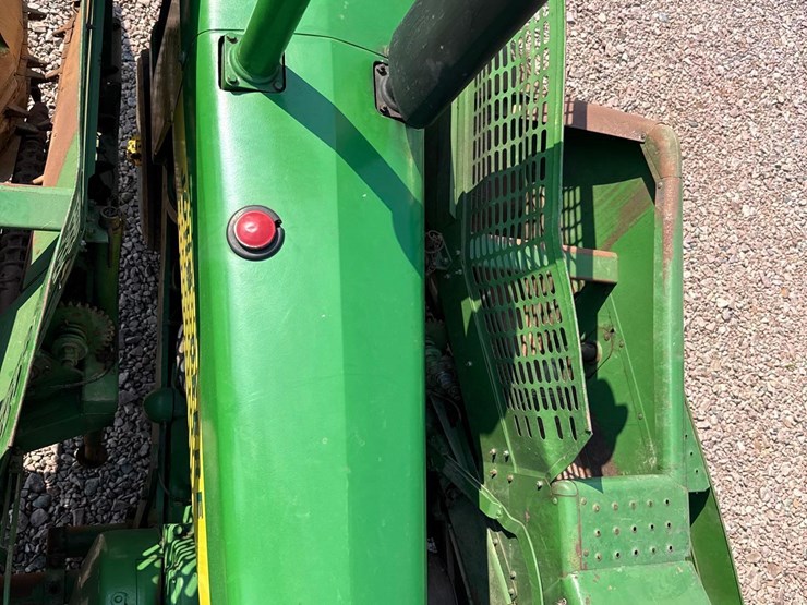 john-deere-630-image-43