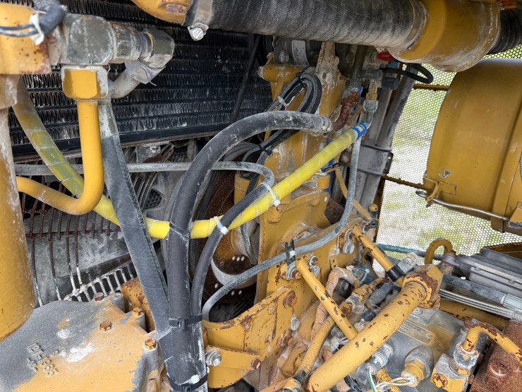 caterpillar-d9r-image-43
