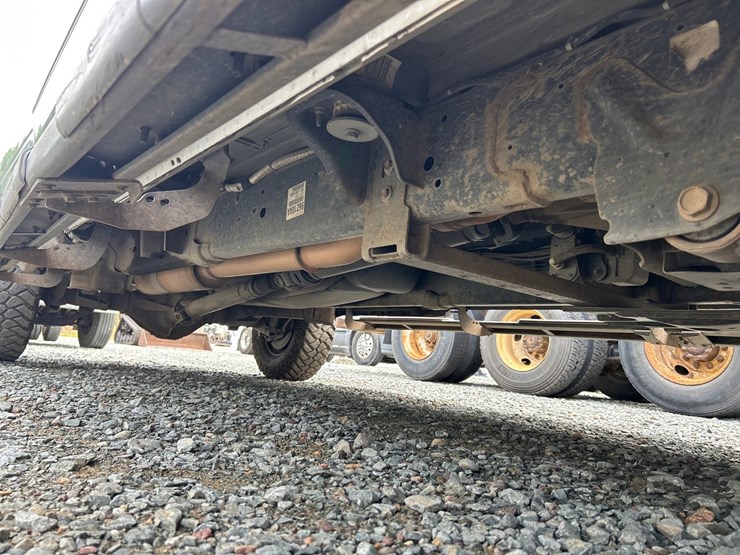 2021-dodge-2500-image-26