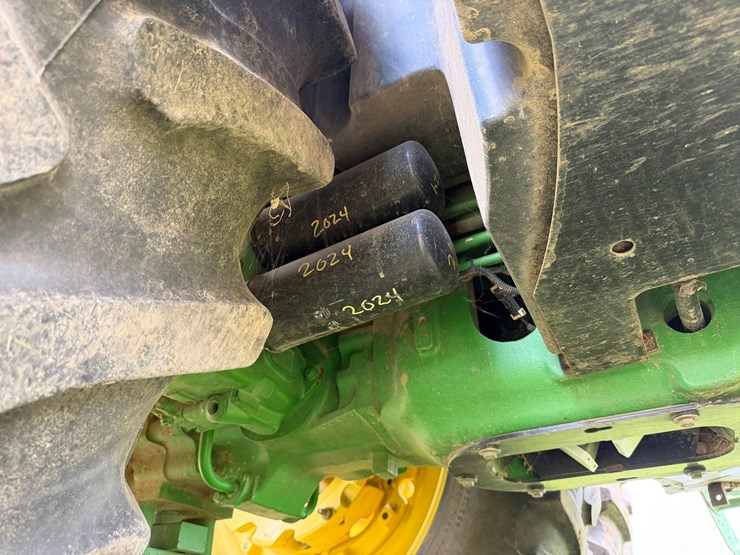 john-deere-8130-image-105
