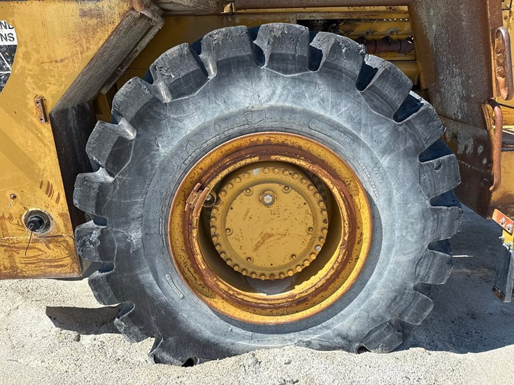 caterpillar-988-image-134