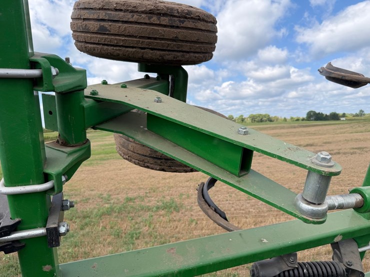 john-deere-2430-image-47