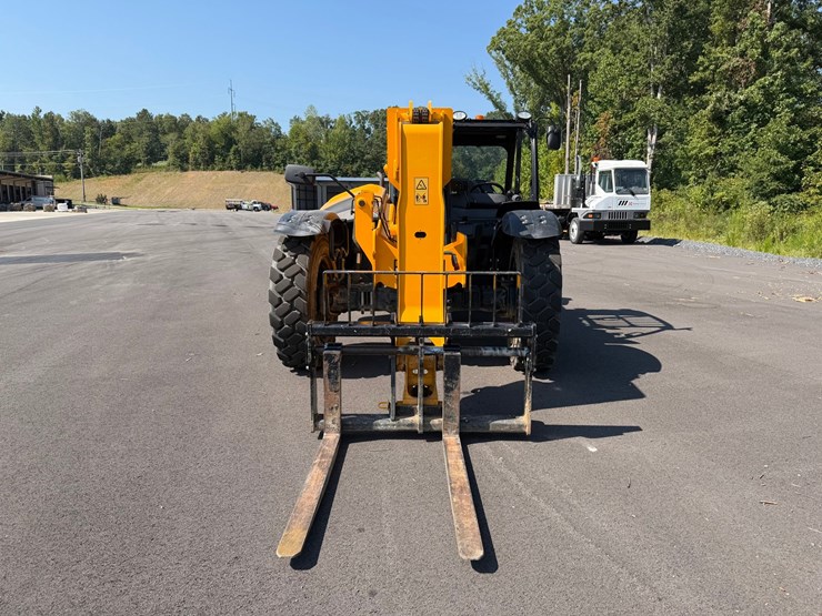 2024-jcb-509-42-image-8