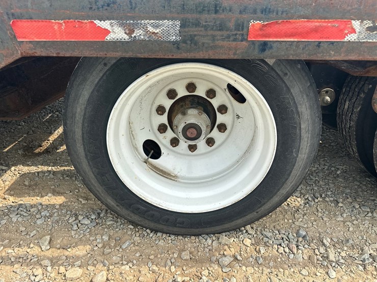 #61385-•-1995-nelson-mfg.-tandem-axle-lowboy-trailer-image-28