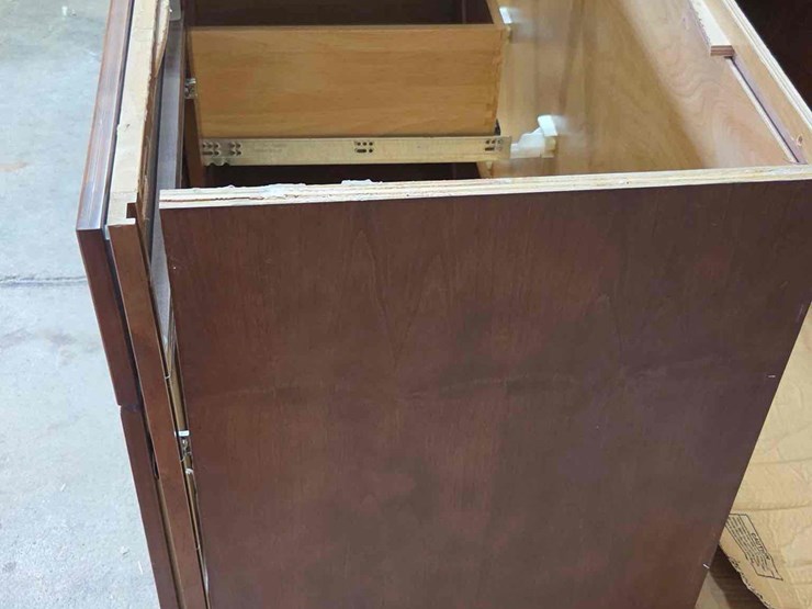 wood-cabinets-image-5