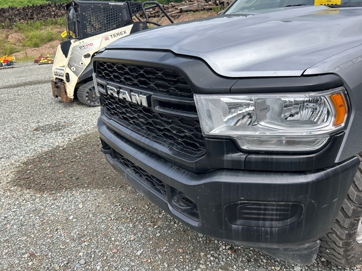 2021-dodge-2500-image-11