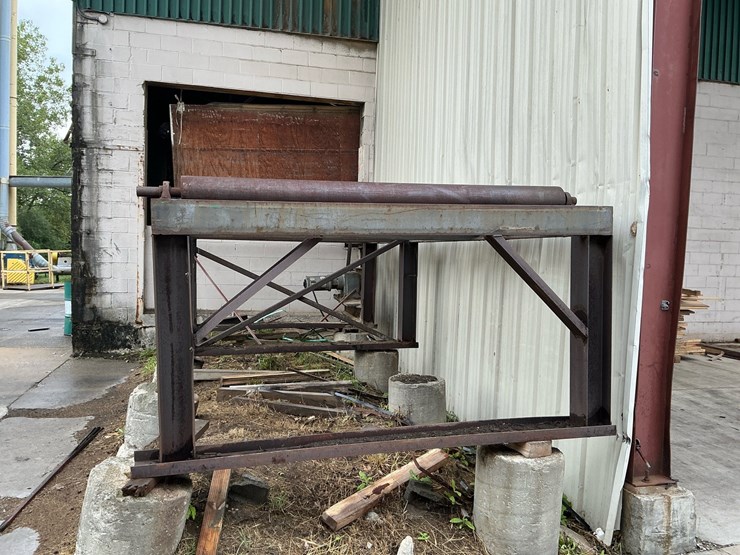 #129-•-heavy-duty-chain-driven-roller-conveyor-section-with-u.s.-electrical-motors-drive-image-2