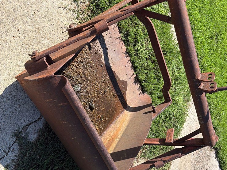 30”-trip-bucket-image-3