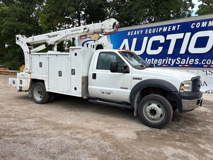 2007-ford-f550-image-7