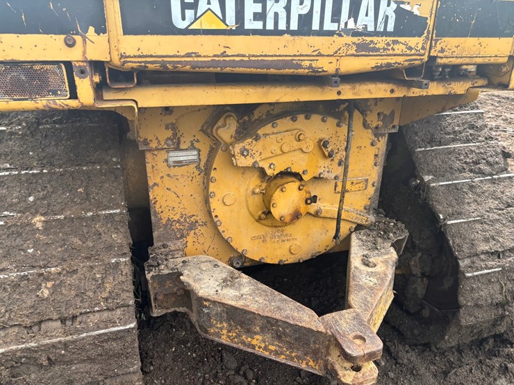 caterpillar-d4h-image-14