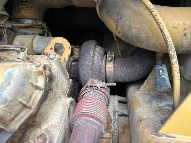 caterpillar-225d-lc-image-63