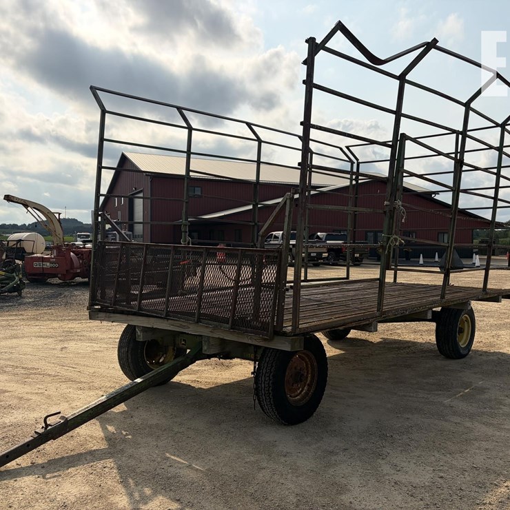 JOHN DEERE 1065A