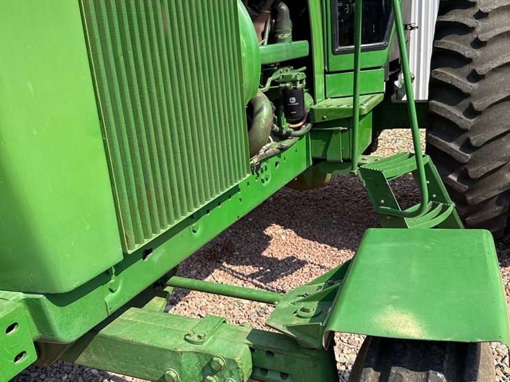 1979-john-deere-4440-image-21