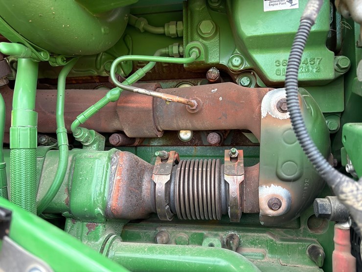 2022-john-deere-640-image-63
