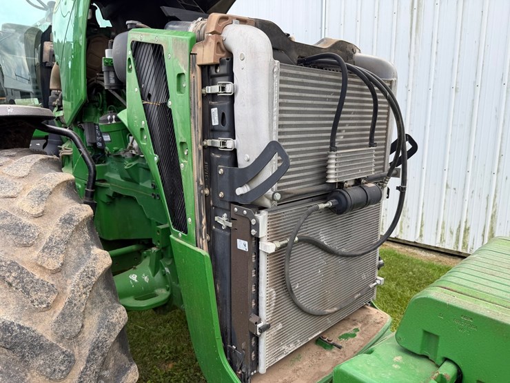 john-deere-8130-image-84