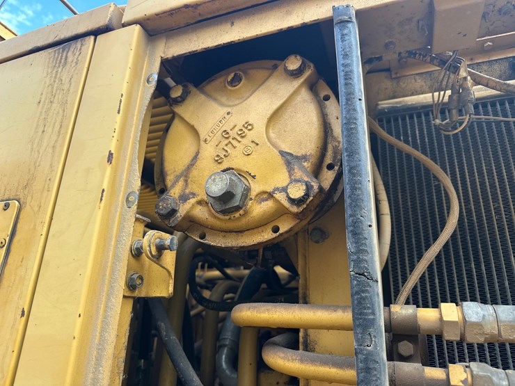 caterpillar-225d-lc-image-54