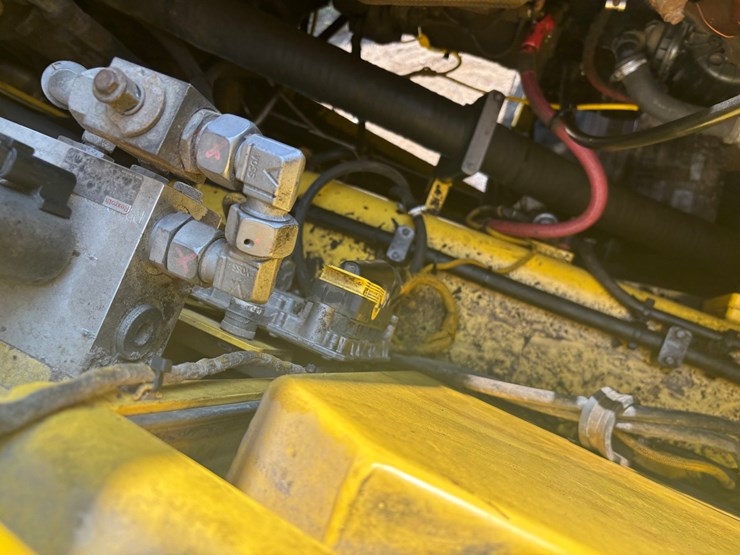 2015-bomag-bc572-1172-image-56