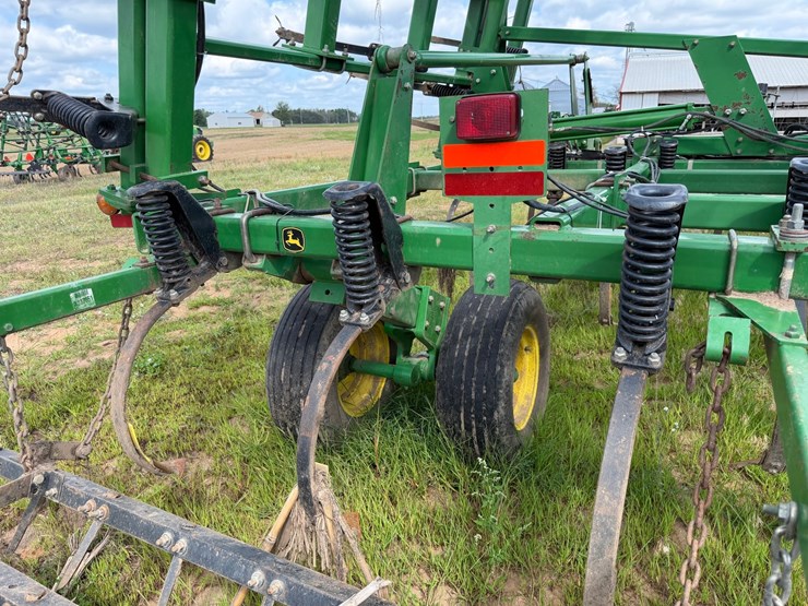 john-deere-2200-image-18