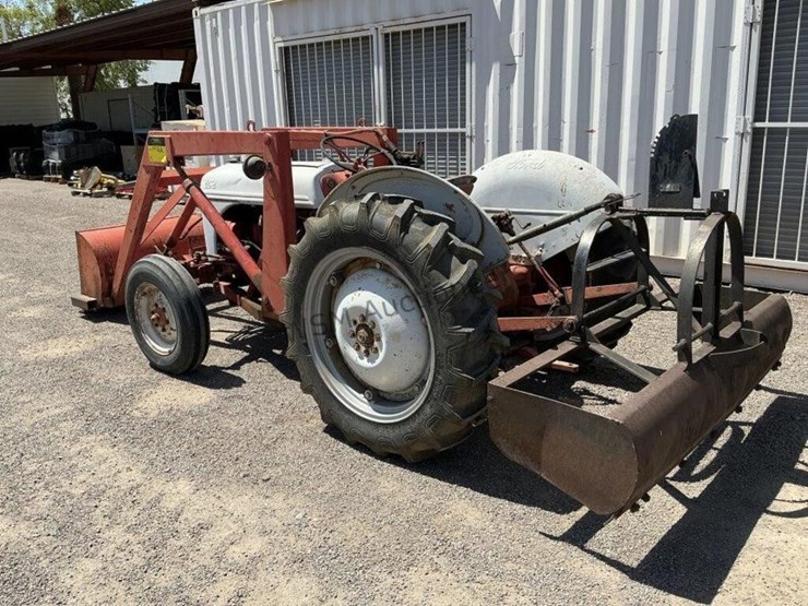 ford-8n-image-7