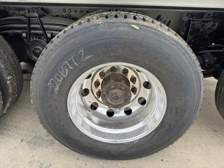 2015-mack-leu613-image-82
