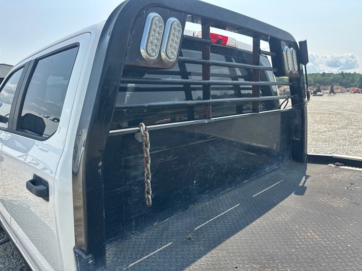 2019-ford-f350-image-26