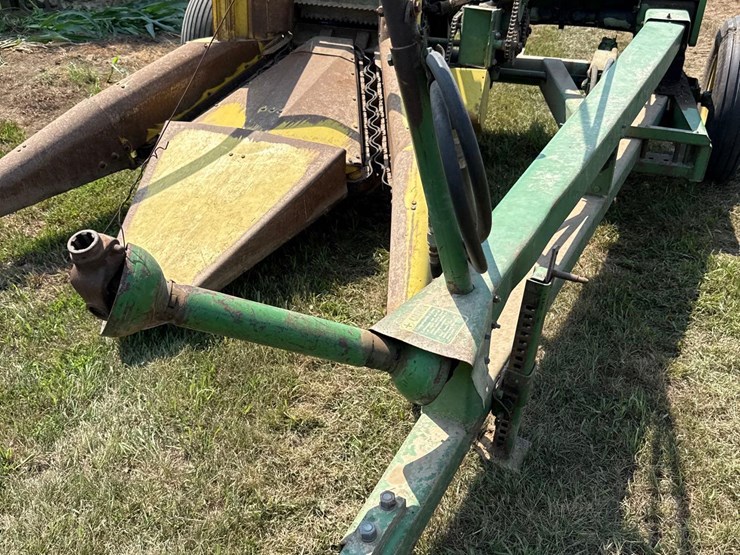 john-deere-34-image-11