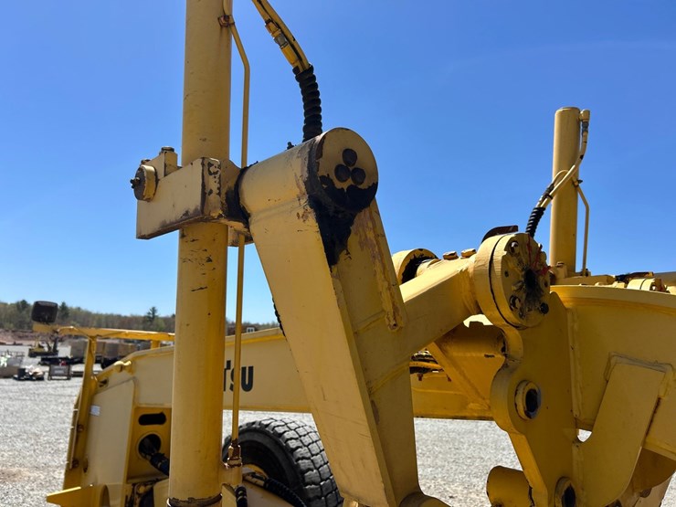 komatsu-gd650a-image-44