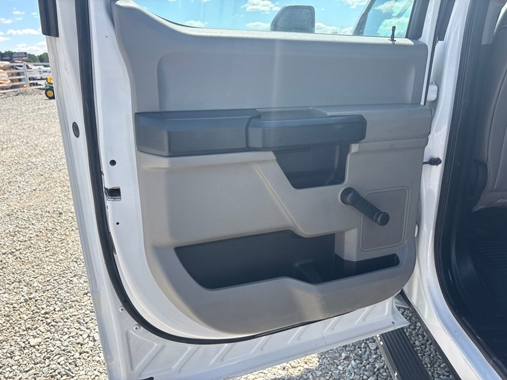2017-ford-f350-image-31