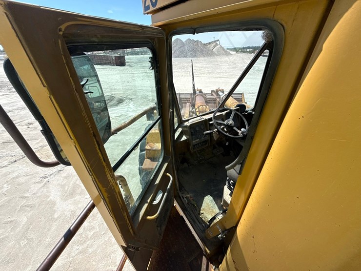 caterpillar-988-image-120