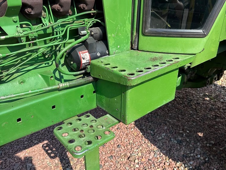 1974-john-deere-4030-image-11