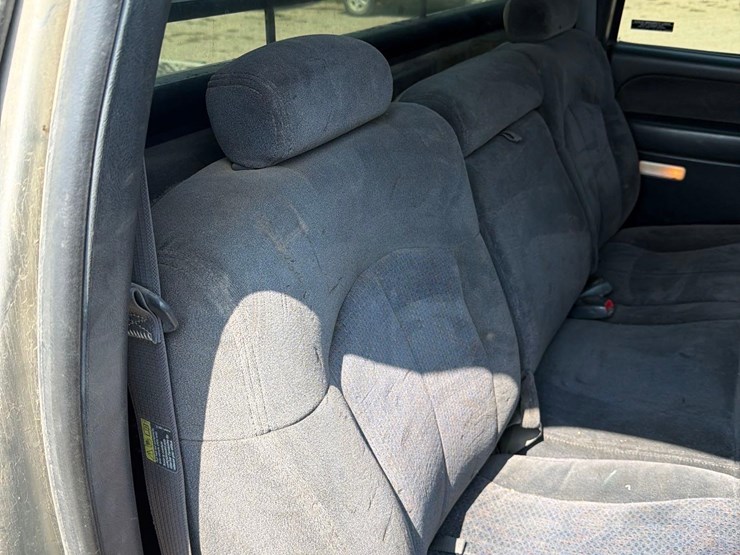 2001-chevrolet-k3500-image-31