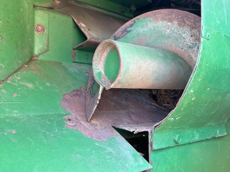 john-deere-630-image-27