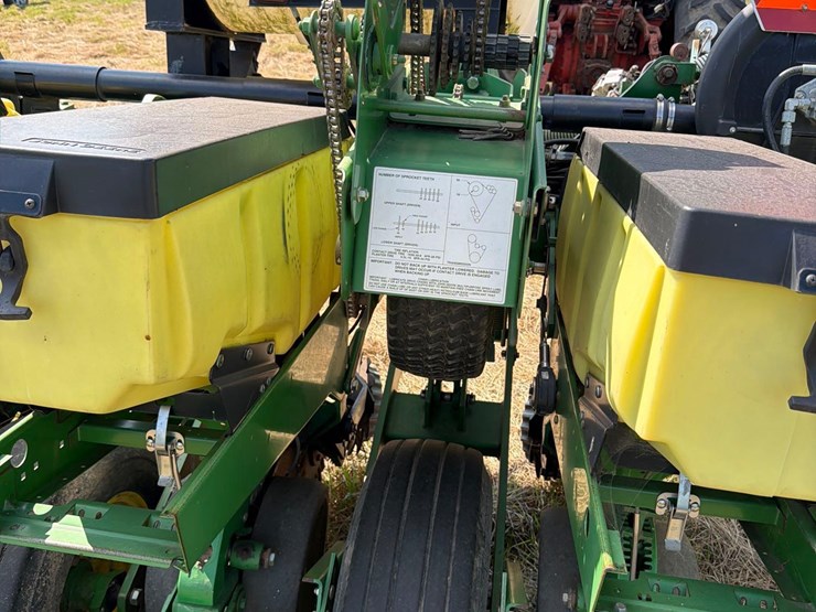 john-deere-1760-image-25