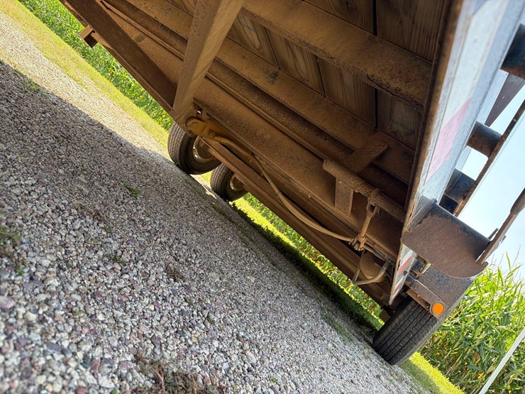 2012-pj-flatbed-image-27