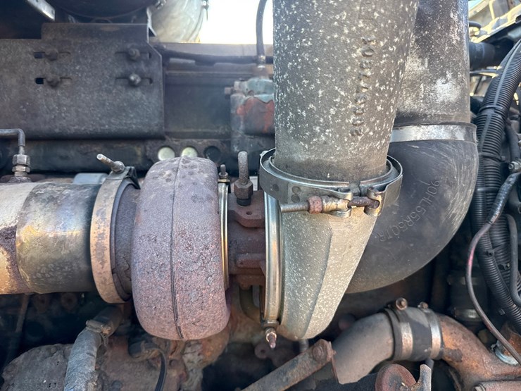 1998-peterbilt-378-image-25