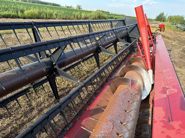 2005-case-ih-1020-image-8
