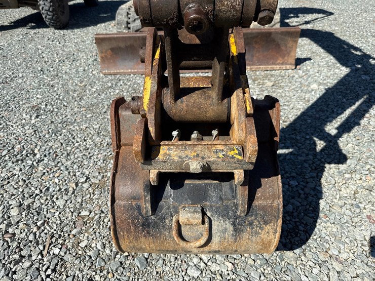 deere-35g-image-43