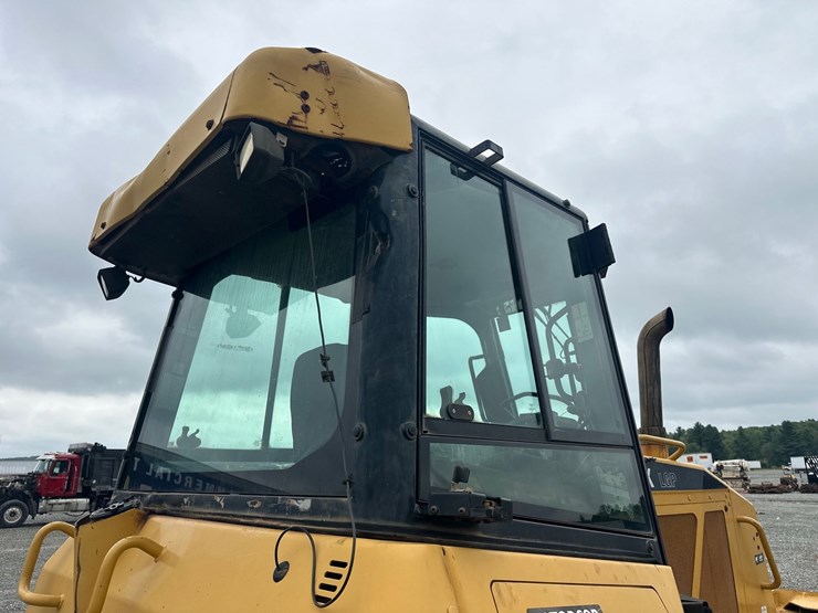 caterpillar-d6k-lgp-image-15