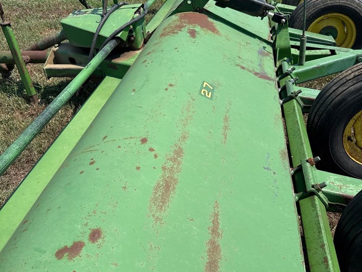 john-deere-27-image-13