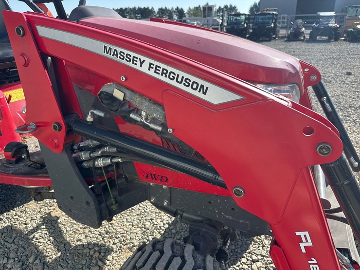 2021-massey-ferguson-1805-image-24