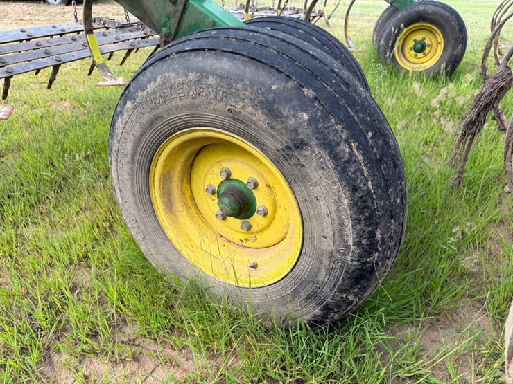 john-deere-2200-image-61